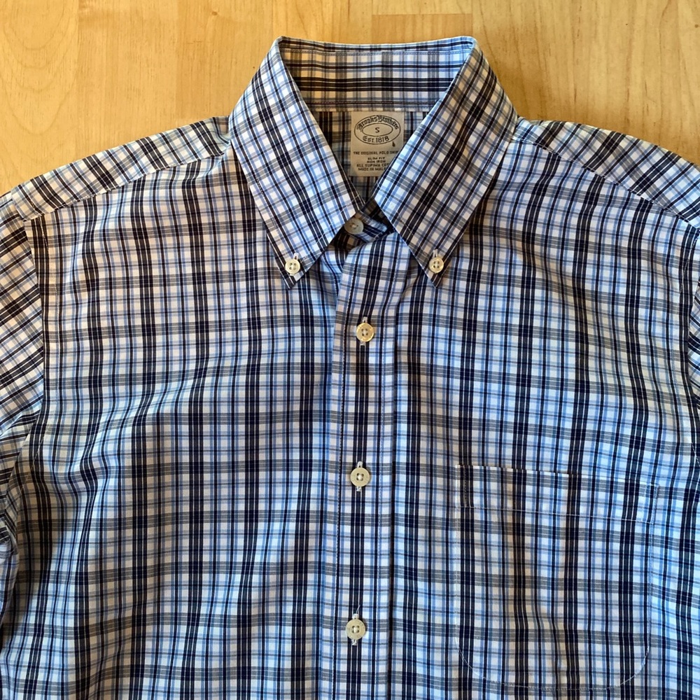 NWT!!MENS BROOKSBROTHERS BUTTON DOWN SIZE SMALL